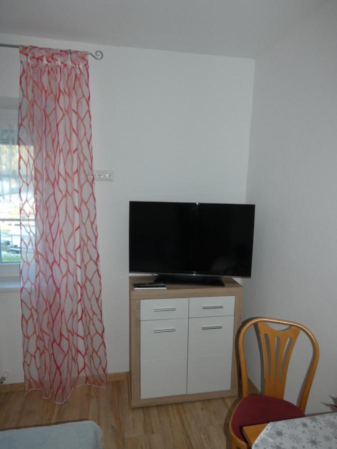 Gaestezimmer Gombotz Etmissl Bagian luar foto