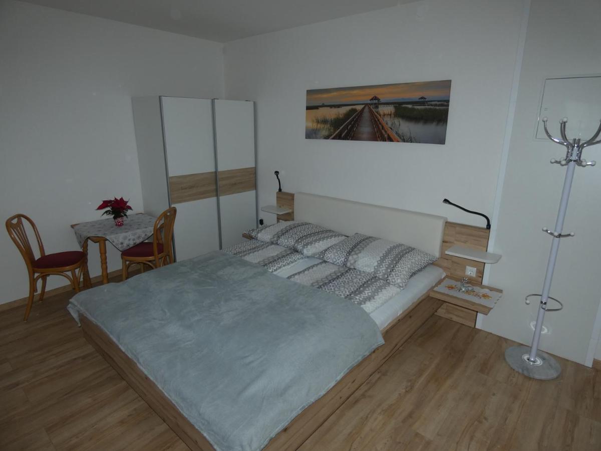 Gaestezimmer Gombotz Etmissl Bagian luar foto