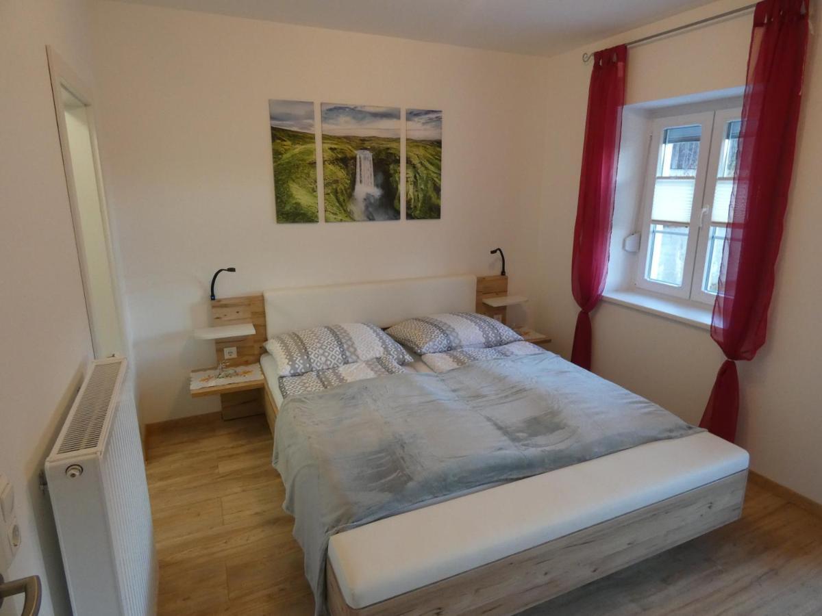 Gaestezimmer Gombotz Etmissl Bagian luar foto